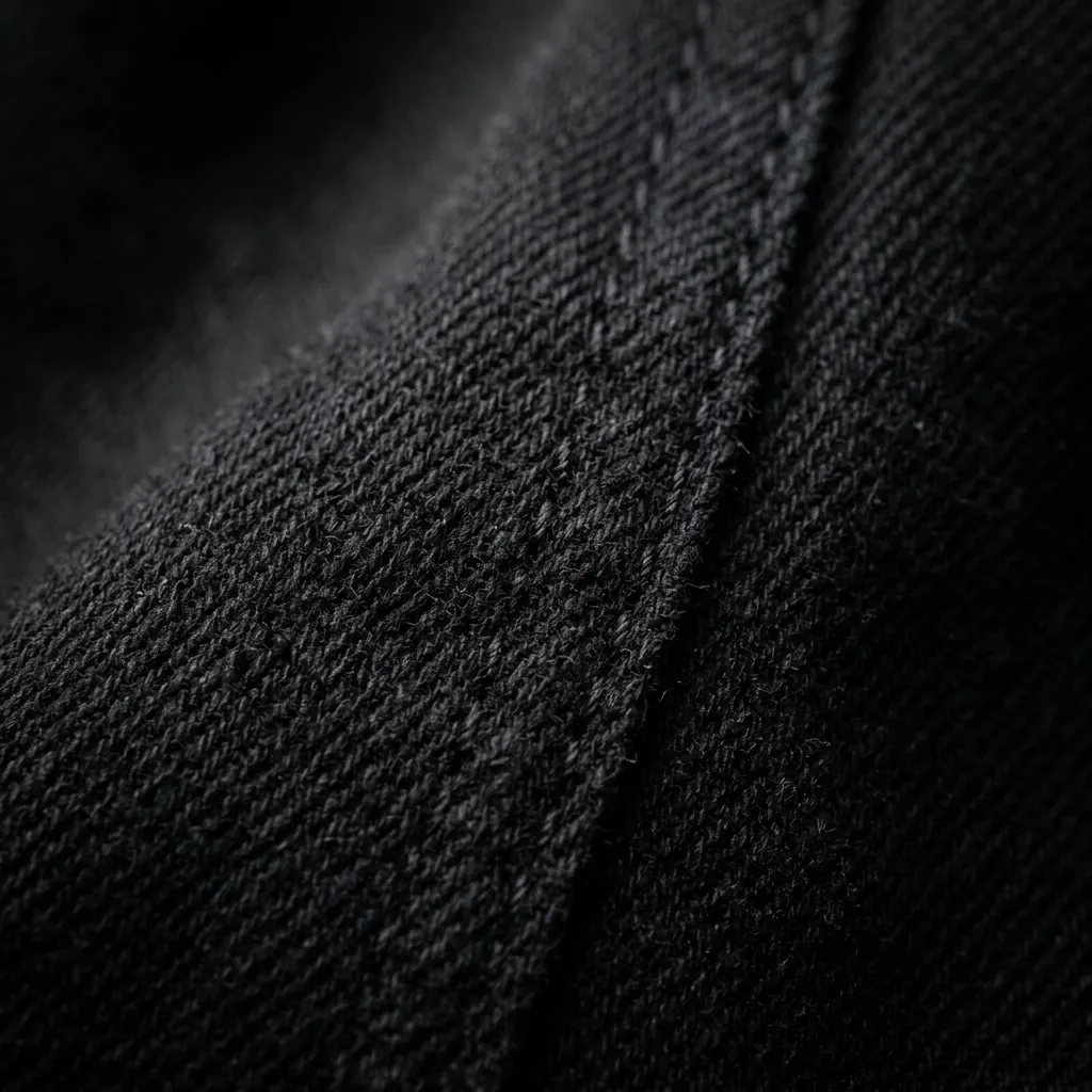 Detalhe de Tecido Premium Encorpado